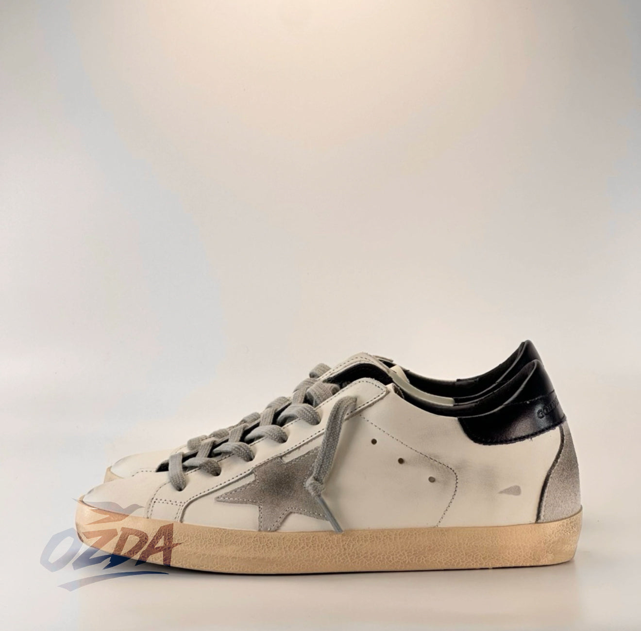 Golden Goose “Superstar”